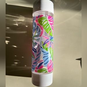 Lilly Pulitzer 24 oz water bottle Beleaf in yourself